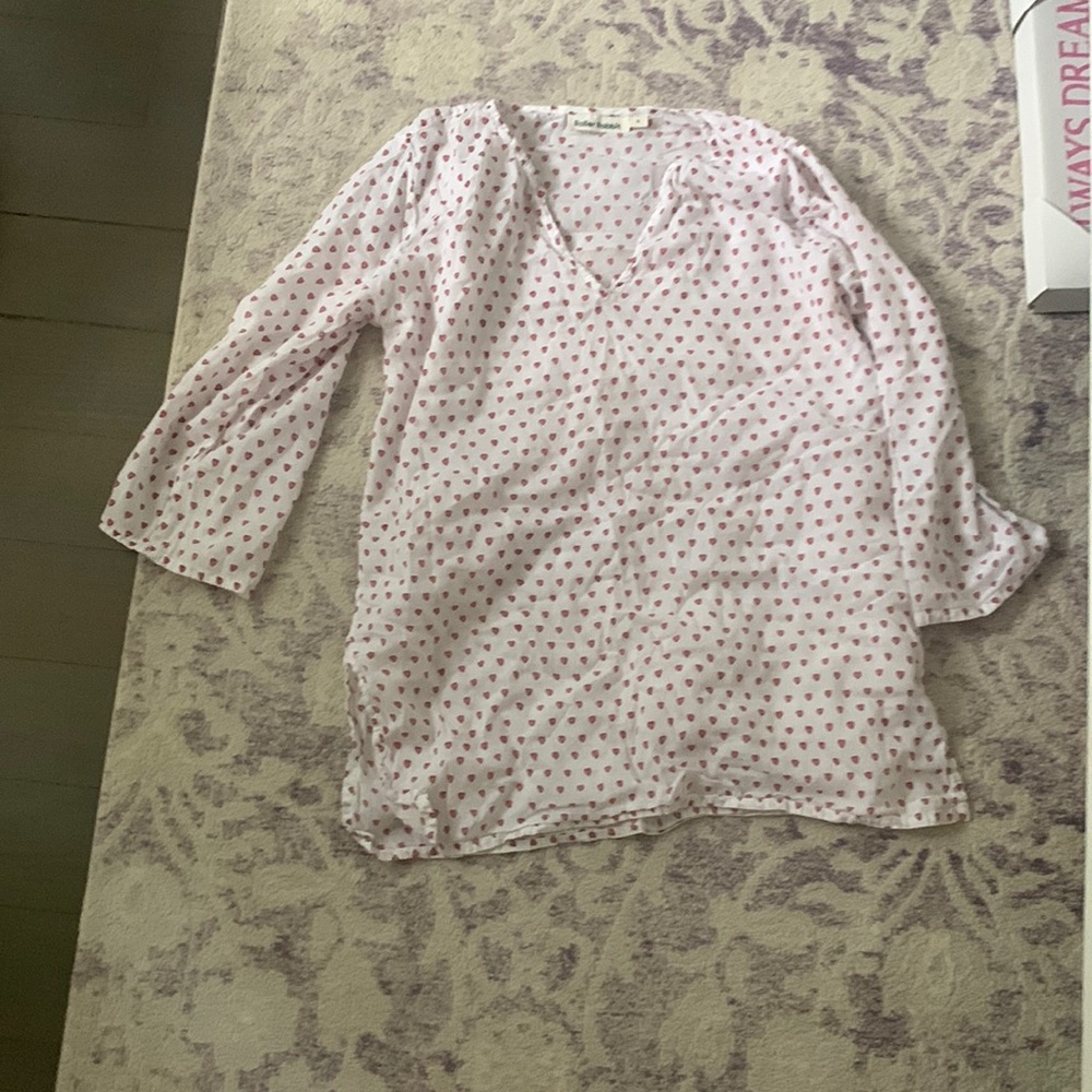 Roller rabbit pj shirt